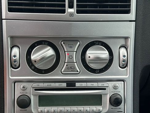 Used 2005 Chrysler Crossfire Convertible RWD image 15