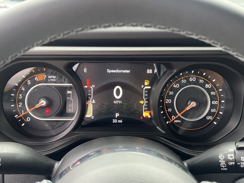 New 2026 Jeep Wrangler Unlimited Sahara AWD/4WD image 26