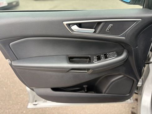Used 2019 Ford Edge SEL w/ Equipment Group 201A AWD/4WD image 36