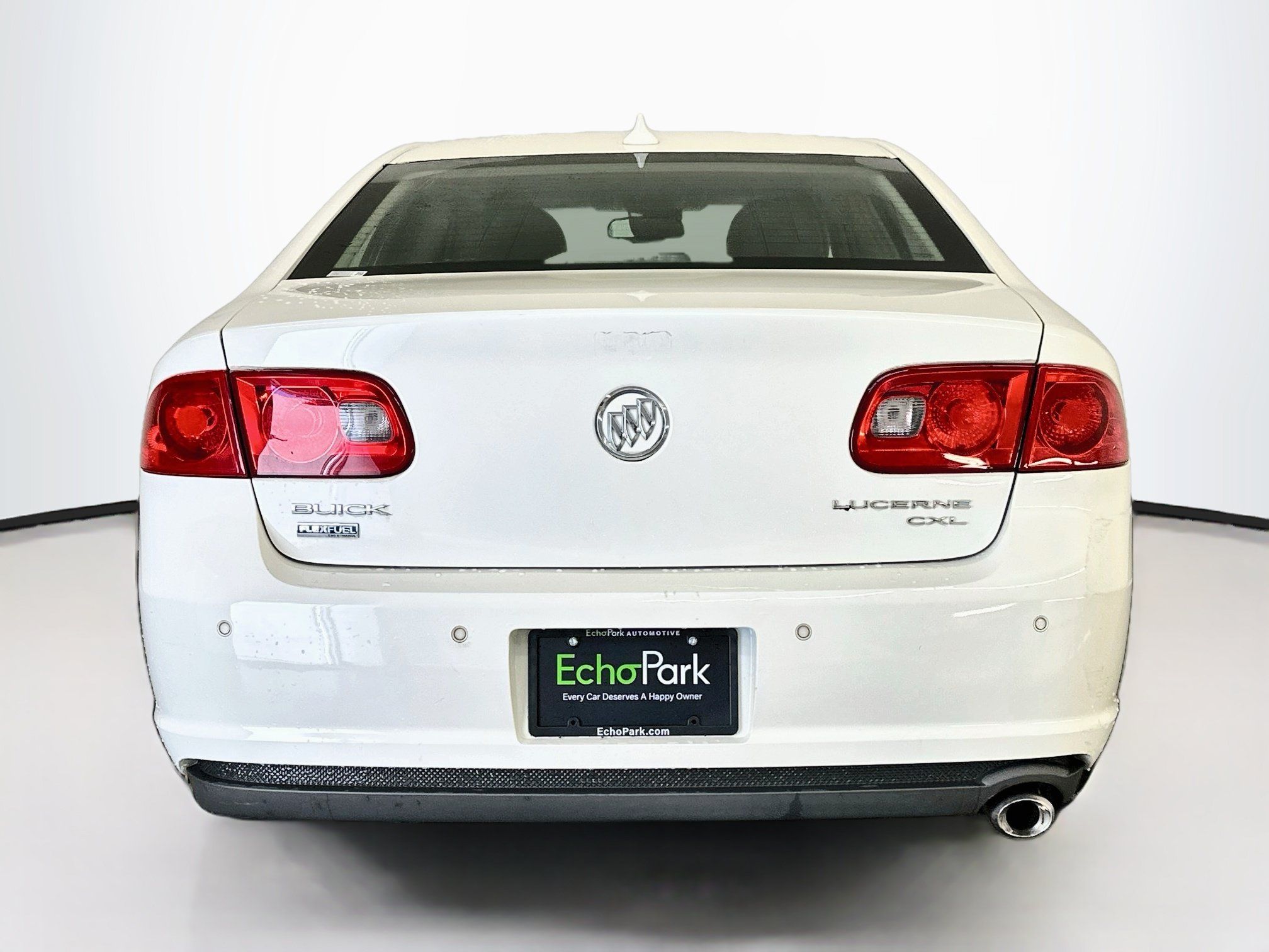 Used 2010 Buick Lucerne CXL w/ Driver Confidence Package FWD image 7