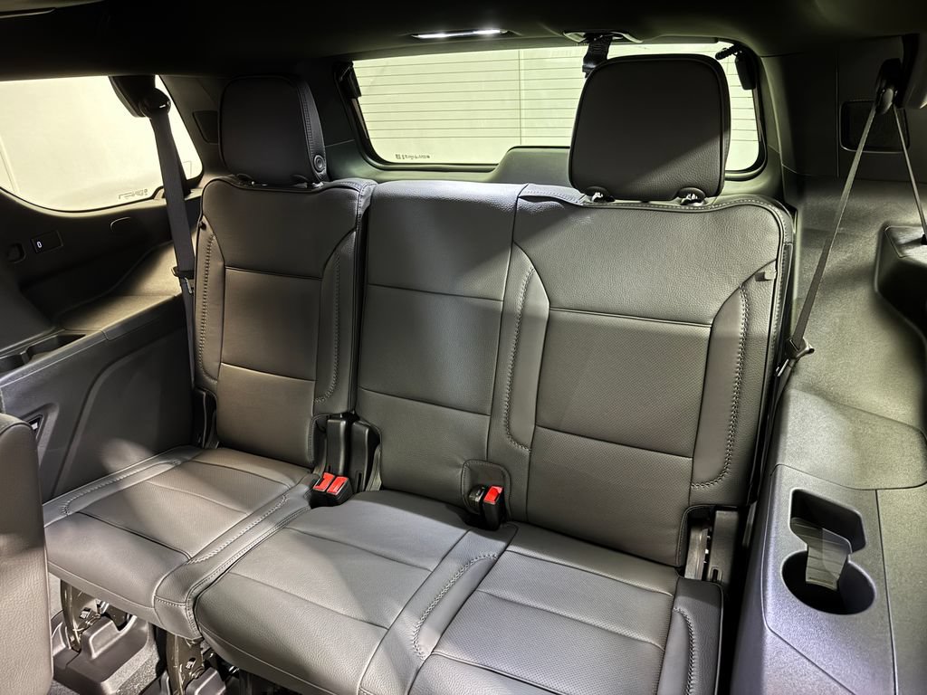 New 2026 GMC Yukon Denali w/ Advanced Technology Package AWD/4WD image 14