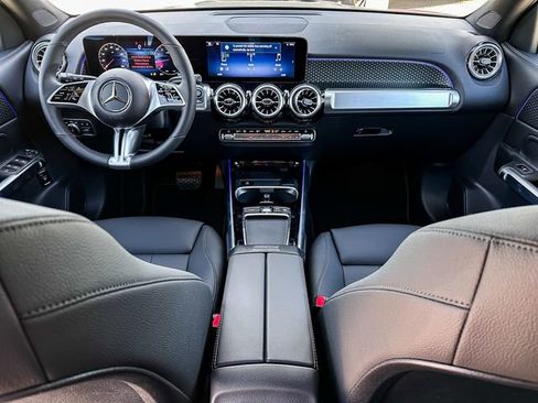 New 2025 Mercedes-Benz GLB 250 GLB 250 image 21