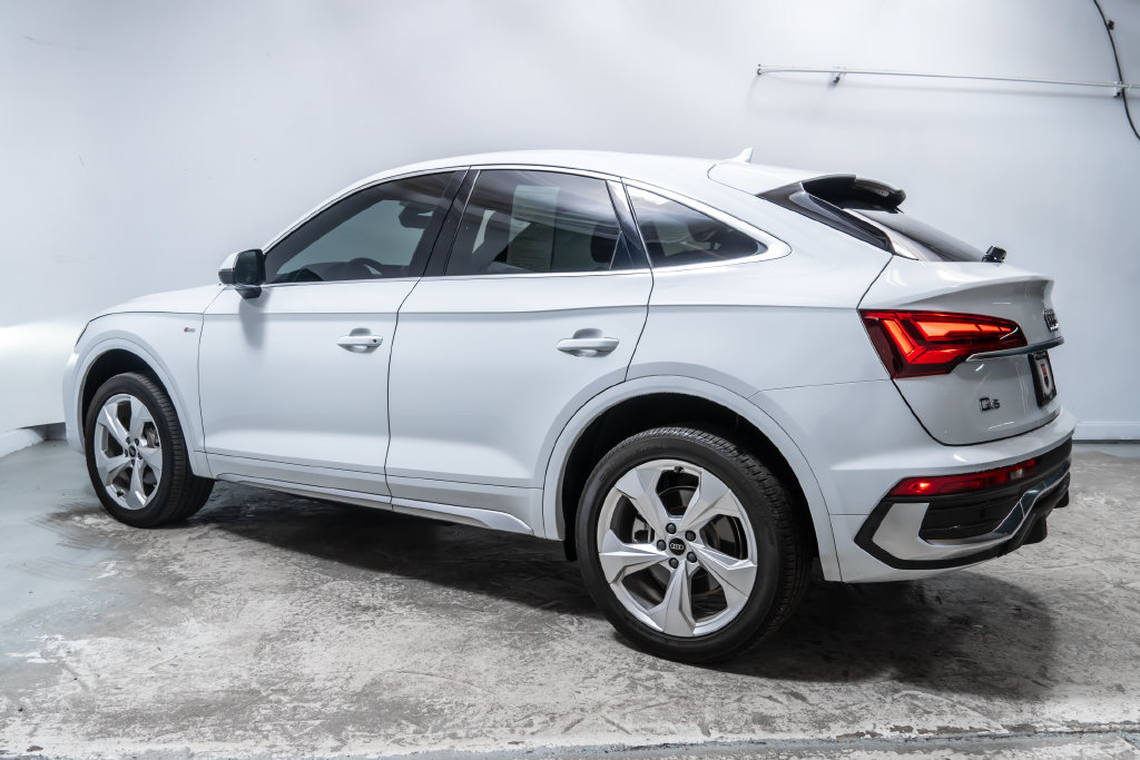 Used 2024 Audi Q5 2.0T Premium Plus w/ Premium Plus Package AWD/4WD image 2