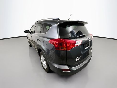 Used 2013 Toyota RAV4 LE FWD image 8