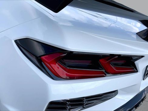 Used 2025 Chevrolet Corvette Z06 w/ Z07 Performance Package RWD image 27