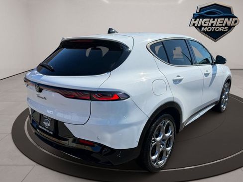 Used 2024 Alfa Romeo Tonale Ti image 8