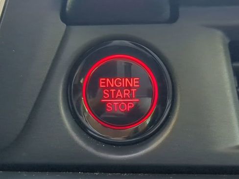 Used 2025 Honda Pilot EX-L image 26