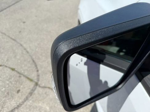 Used 2022 Ford F150 XLT w/ Equipment Group 302A High image 12