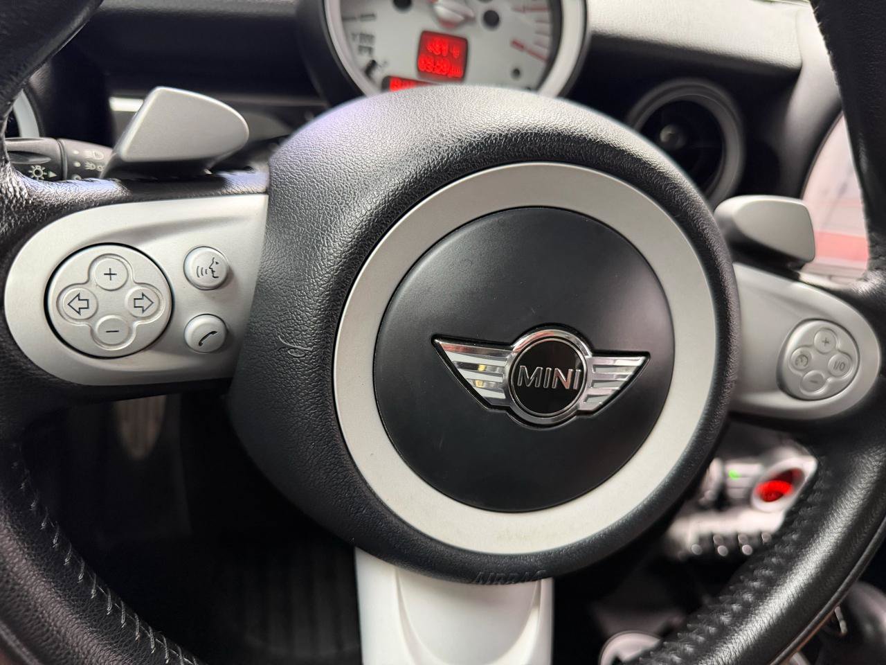 Used 2010 MINI Cooper S FWD image 18