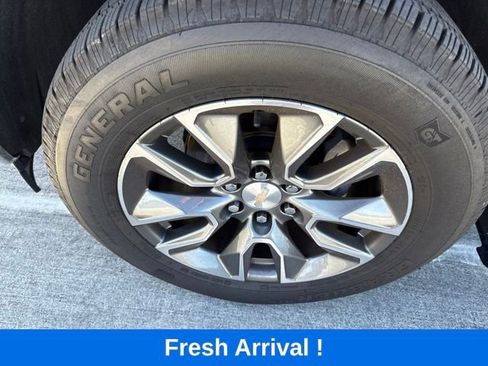 Used 2024 Chevrolet Silverado 1500 LT RWD image 19
