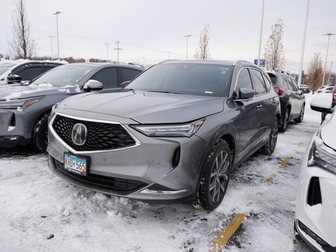 Used 2023 Acura MDX SH-AWD w/ Technology Package image 3