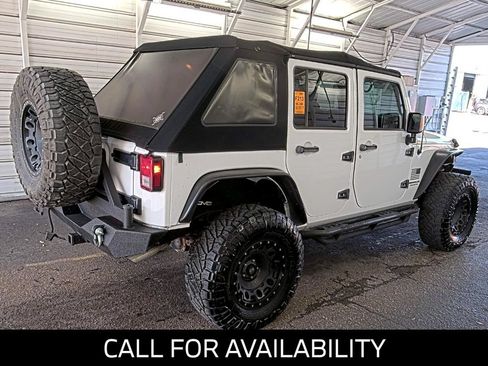 Used 2017 Jeep Wrangler Unlimited Sport w/ Quick Order Package 24S AWD/4WD image 4