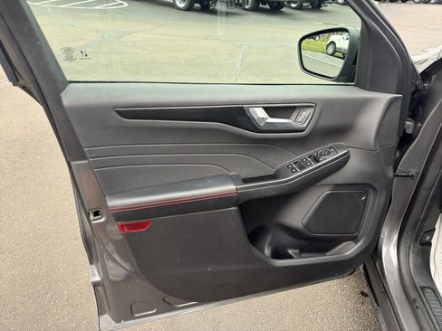 Used 2022 Ford Escape SEL w/ SEL Stealth AWD Package image 13