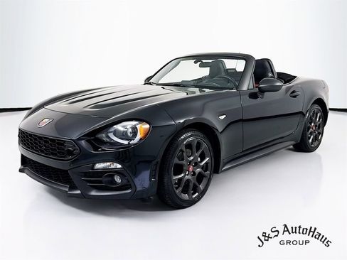 Used 2018 FIAT 124 Spider Abarth w/ Navigation & Sound Group image 3