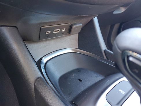 Used 2023 Chevrolet Malibu LT image 30