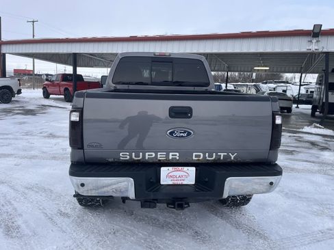 Used 2011 Ford F250 Lariat w/ Lariat Interior Pkg image 11