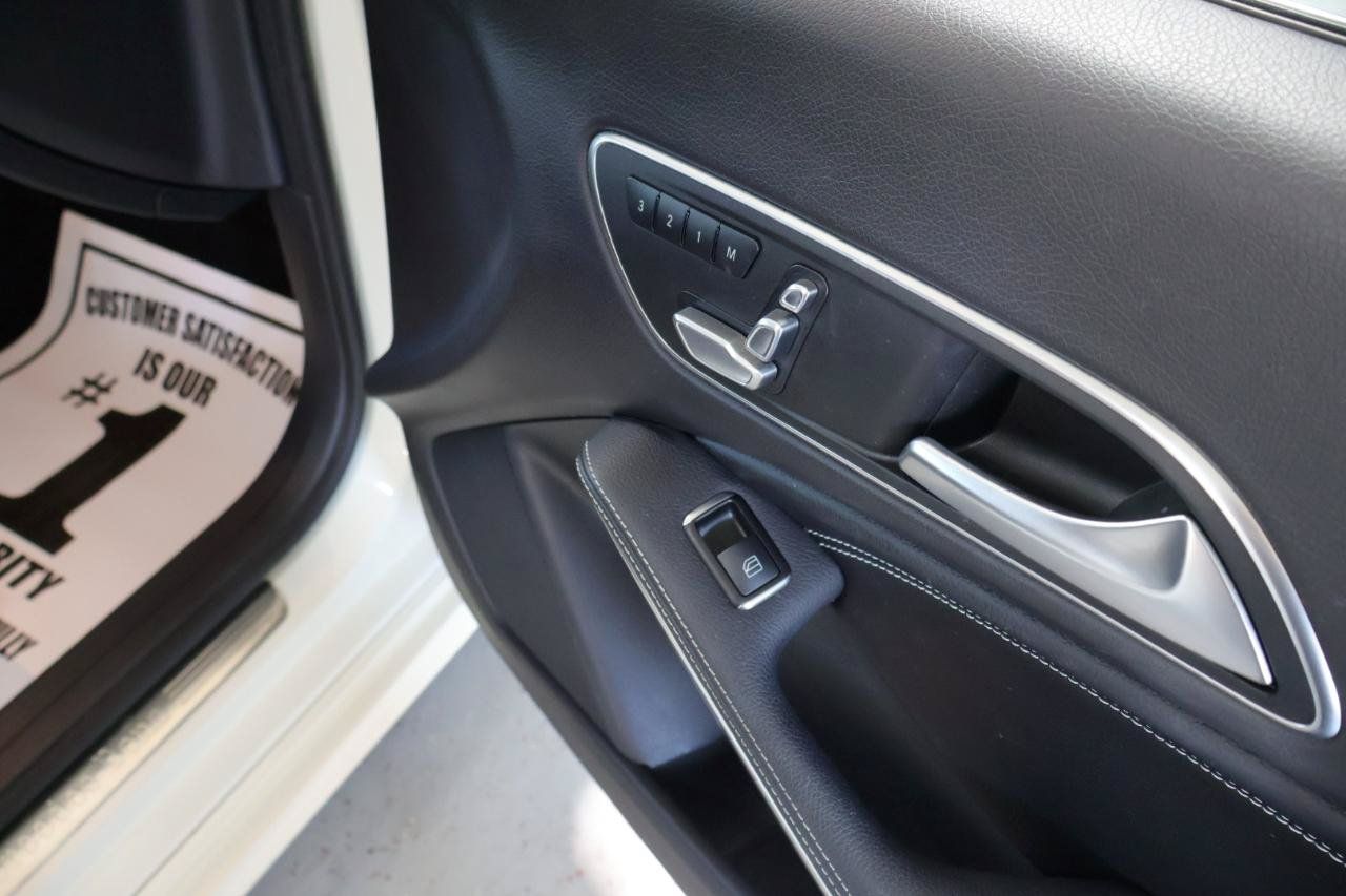Used 2018 Mercedes-Benz CLA 250 4MATIC image 29