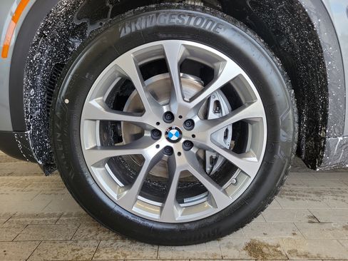 Used 2026 BMW X5 xDrive40i w/ Premium Package AWD/4WD image 12
