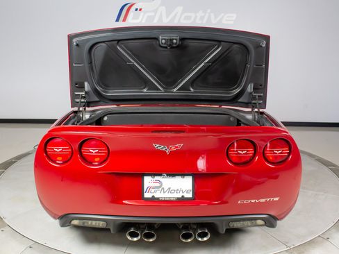 Used 2010 Chevrolet Corvette Grand Sport w/ Preferred Equipment Group RWD image 24