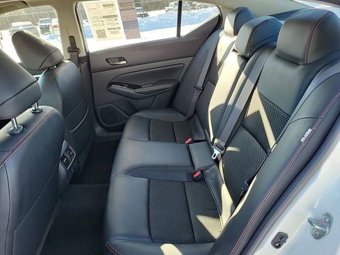 Used 2024 Nissan Altima 2.5 SR image 4