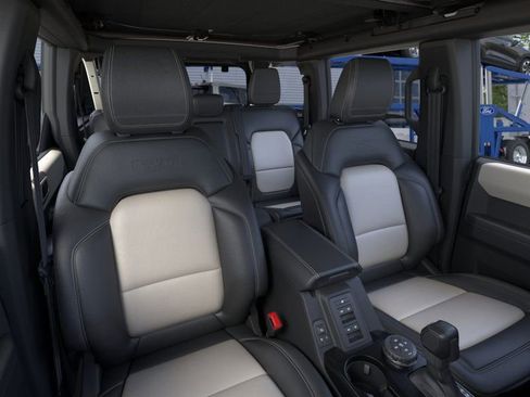 New 2026 Ford Bronco Outer Banks image 10