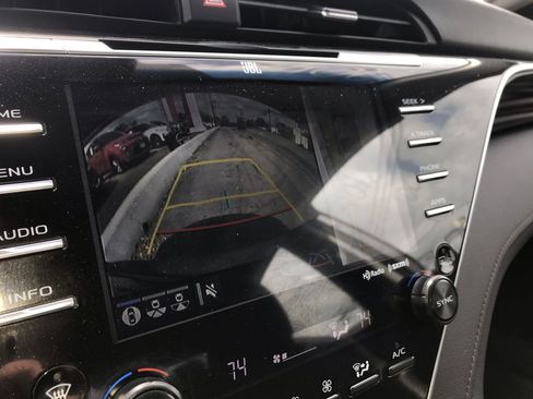 Used 2018 Toyota Camry XLE w/ Audio Package image 17