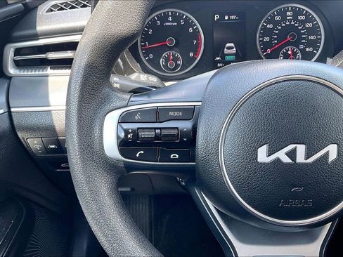 Used 2023 Kia K5 LXS FWD image 17