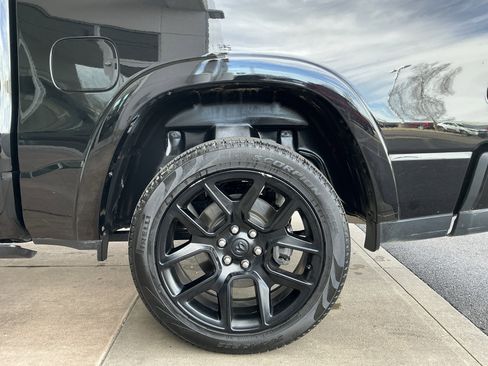 Used 2025 RAM 1500 Laramie w/ Night Edition image 23