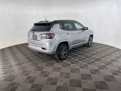 Used 2022 Jeep Compass High Altitude AWD/4WD image 5