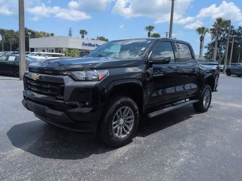 Used 2023 Chevrolet Colorado LT w/ LT Convenience Package RWD image 7