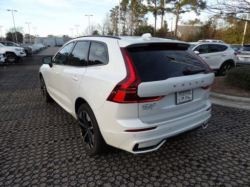 New 2026 Volvo XC60 B5 Plus w/ Protection Package Premier AWD/4WD image 8