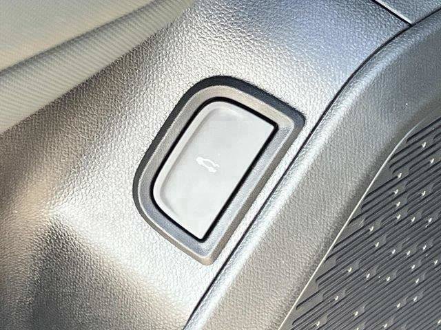 New 2027 GMC Terrain AT4 w/ Convenience Package III AWD/4WD image 17