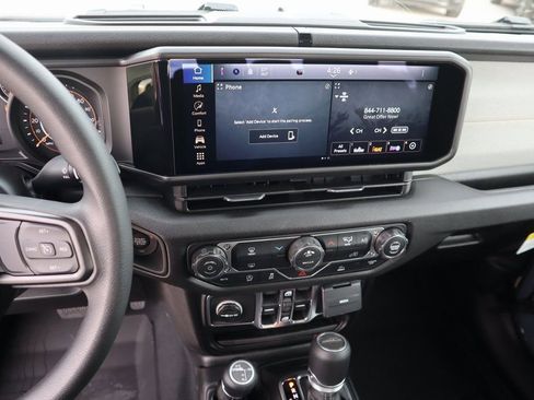 New 2026 Jeep Gladiator Sport AWD/4WD image 5