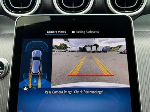 Used 2026 Mercedes-Benz GLC 300 4MATIC image 21