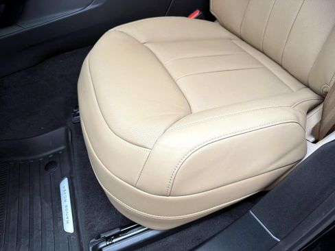New 2026 Land Rover Range Rover Sport SE AWD/4WD image 17