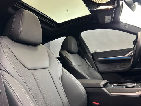 Certified 2025 BMW i4 eDrive40 w/ M Sport Package RWD image 31