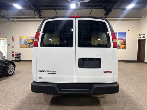 Used 2013 GMC Savana 1500 AWD image 10