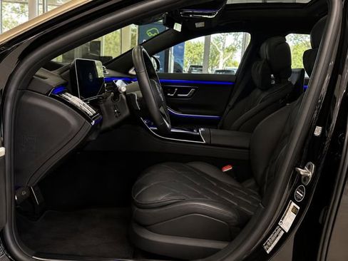 Used 2023 Mercedes-Benz Maybach S 680 4MATIC image 12