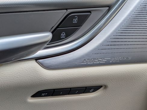 Certified 2024 Cadillac XT5 Premium Luxury w/ Technology Package FWD image 23