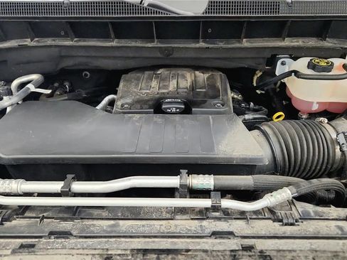 Used 2023 Chevrolet Silverado 1500 LT image 20