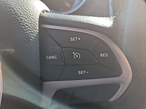 Used 2019 Dodge Durango SXT image 14