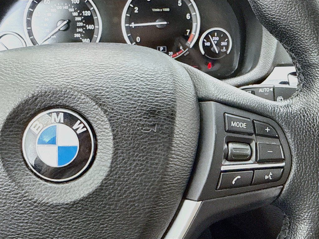 Used 2016 BMW X3 xDrive28i AWD/4WD image 12