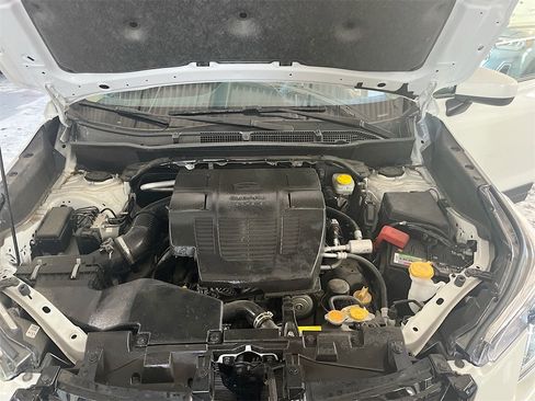 Used 2023 Subaru Forester Premium image 31