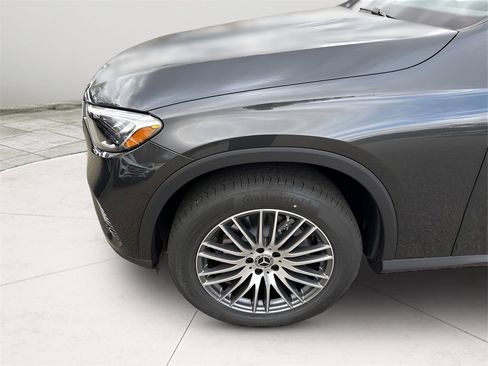 New 2026 Mercedes-Benz GLC 300 4MATIC image 10