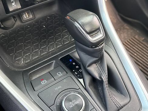 Used 2023 Toyota RAV4 XLE Premium AWD/4WD image 37
