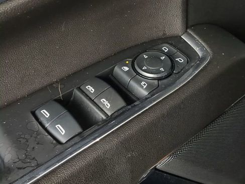 Used 2024 GMC Sierra 1500 SLT AWD/4WD image 27