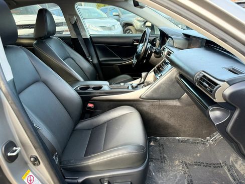 Used 2017 Lexus IS 300 AWD w/ Premium Package image 22