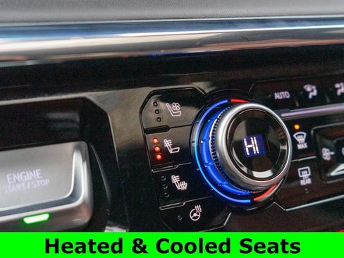 Used 2025 GMC Sierra 1500 Denali Ultimate image 28