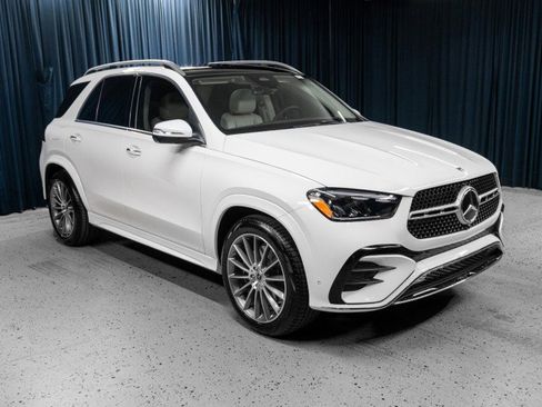 New 2026 Mercedes-Benz GLE 450 4MATIC image 3