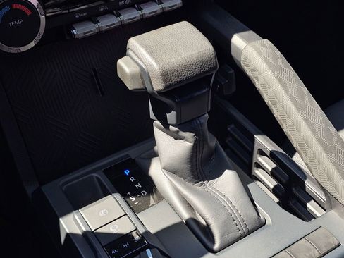 Used 2024 Toyota Tacoma SR5 image 28